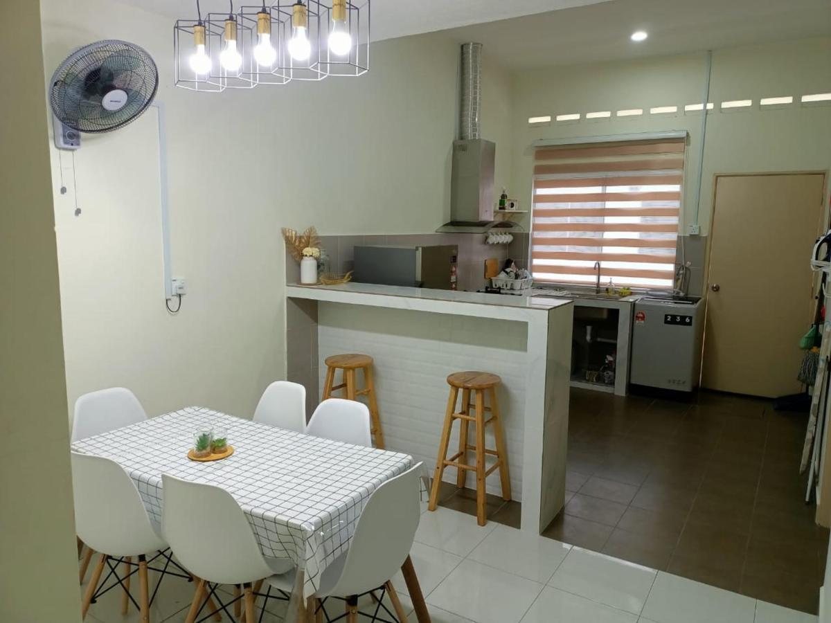 Chukai Zr D'Chili Homestay, Kemaman מראה חיצוני תמונה